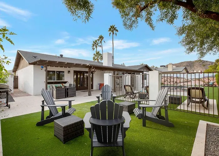 Holiday home Free Heated Pool!/gorgeous 4 Bedroom Spring Break