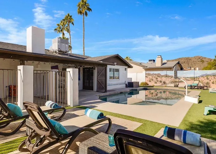 Free Heated Pool!/gorgeous 4 Bedroom Spring Break Phoenix
