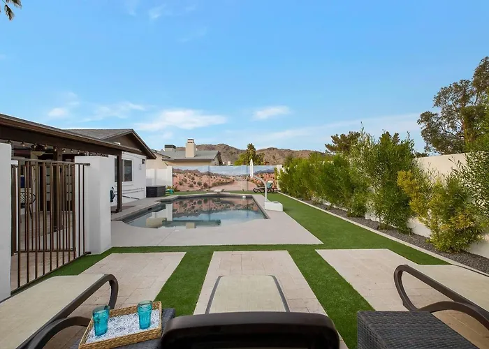 Free Heated Pool!/gorgeous 4 Bedroom Spring Break Holiday home