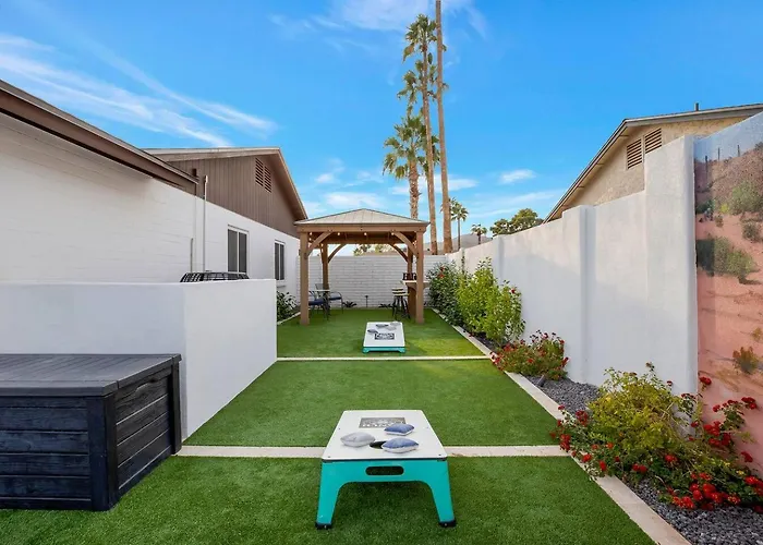 Free Heated Pool!/gorgeous 4 Bedroom Spring Break Holiday home Phoenix